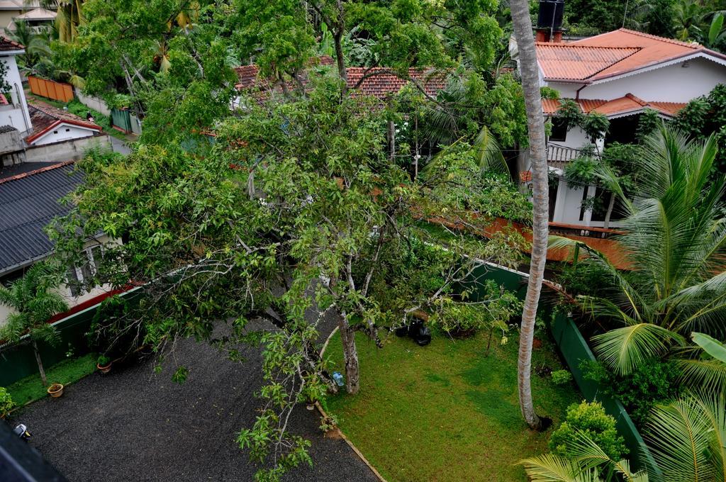 Villa Dineha Hikkaduwa Esterno foto