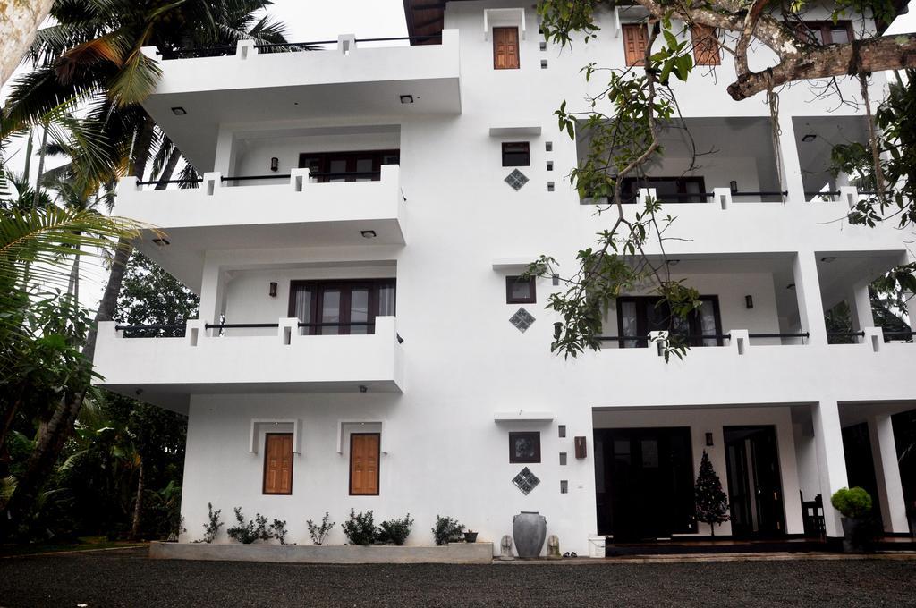 Villa Dineha Hikkaduwa Esterno foto