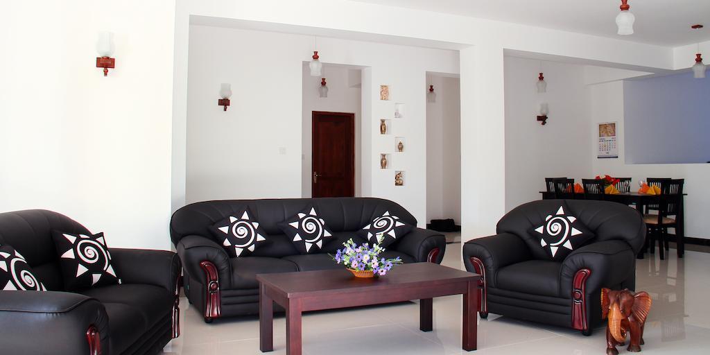 Villa Dineha Hikkaduwa Esterno foto