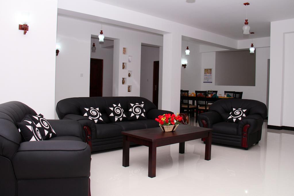 Villa Dineha Hikkaduwa Esterno foto