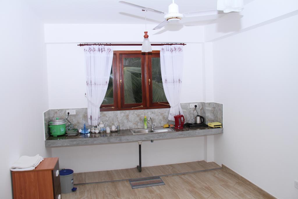 Villa Dineha Hikkaduwa Esterno foto